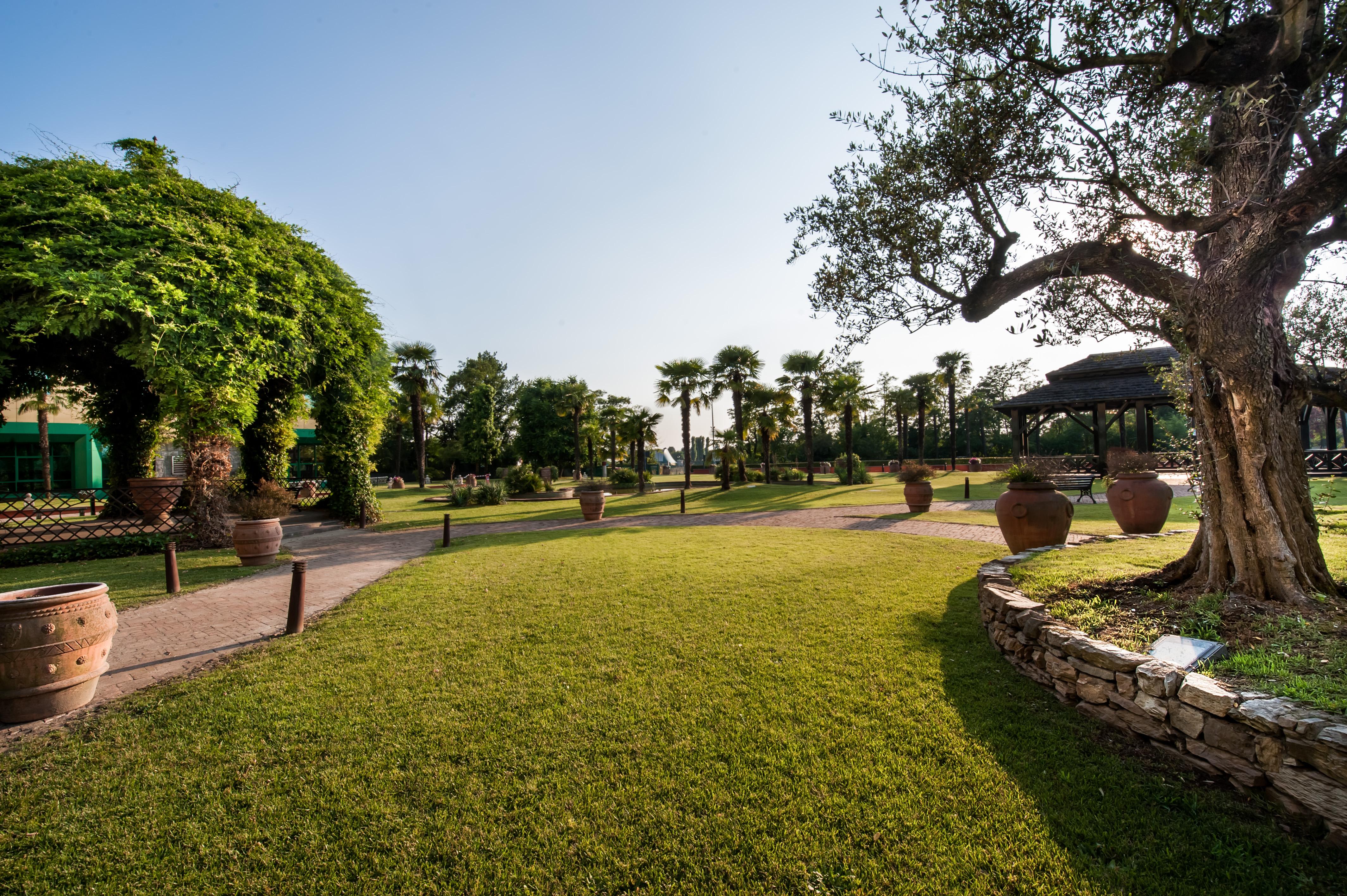 Royal Garden Assago Milano Hotel Luaran gambar